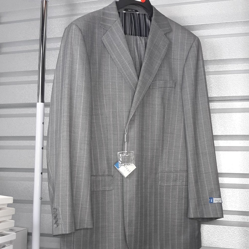 Suit by ZANETTI size 52 Long